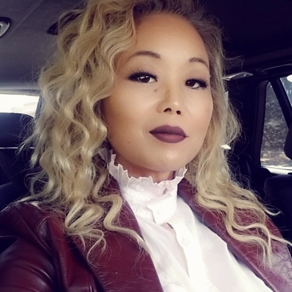 Meet your Posher, Suzanne - Picture 2 of 6